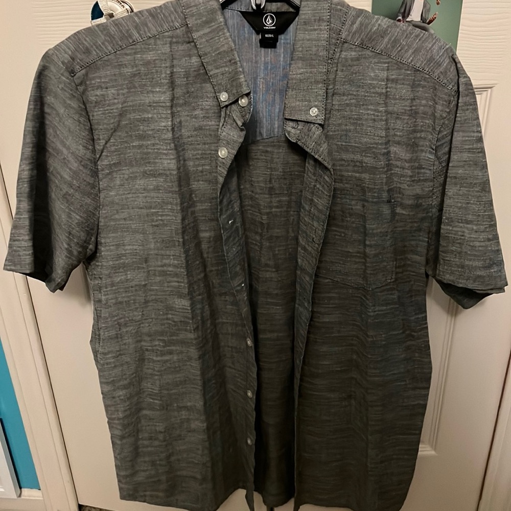 Men’s Button down shirt